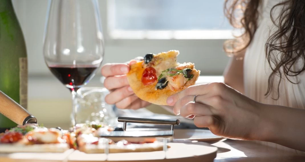 Αδυνάτισμα: Πόσο επηρεάζεται από τον ρυθμό που τρώμε;